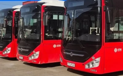 Bakıda iki avtobusun hərəkət sxemi