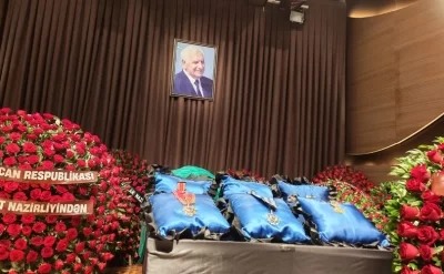 Nəriman Həsənzadə ilə vida mərasimi keçirilir