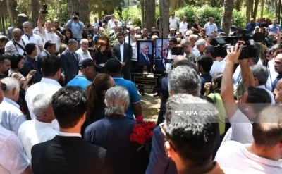 Nəriman Həsənzadə dəfn edildi
