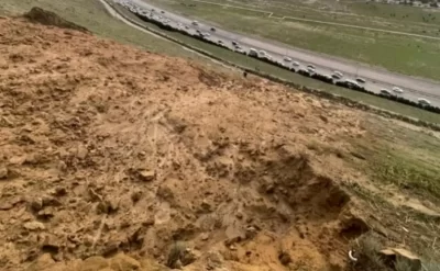 Bakıda torpaq sürüşməsi:
