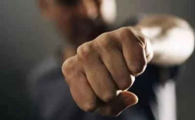 Qabırğası sınıb ürəyinə girmişdi