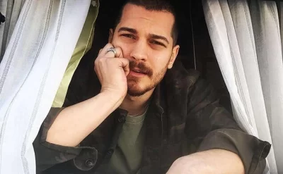 Çağatay yenə görünüşü ilə gündəmə gəldi - Foto