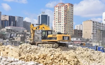 Bu şəxslərin evi hər an sökülə bilər