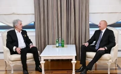 İlham Əliyev Viktor Yuşenko ilə görüşüb
