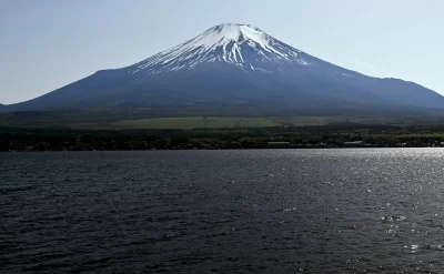 Yaponiya bu hadisədən danışır: ata 7 yaşlı oğlunu Fuji dağında