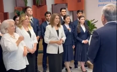 Füzulidəki məktəbin direktoru Prezidenlərin qarşısında çıxış etdi –