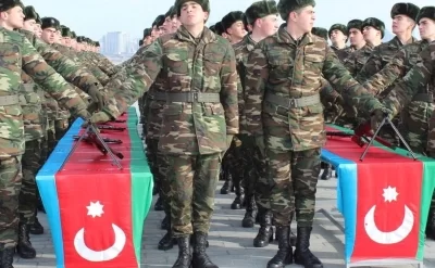 Xarici pasport alan azərbaycanlılar hərbi xidmətə çağırıla bilər —