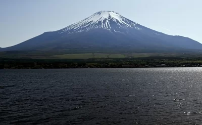 Fuji dağına qalxan ata 7 yaşlı oğlunu tək qoyub