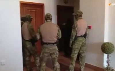 Robert Koçaryan saxlanılıb, oğlunun evində