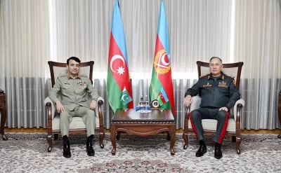 Kərim Vəliyev pakistanlı həmkarı ilə müzakirə apardı