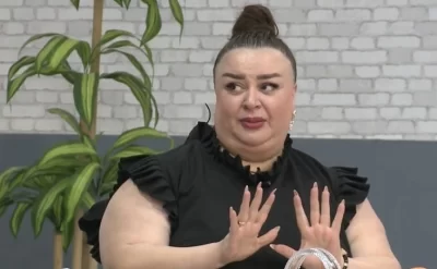 “Qohumlarım baxır, etməyin“ -