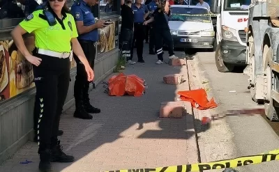 Dəhşətli qəza kameraya düşdü:
