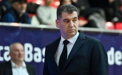 Azərbaycan millisinin baş məşqçisi