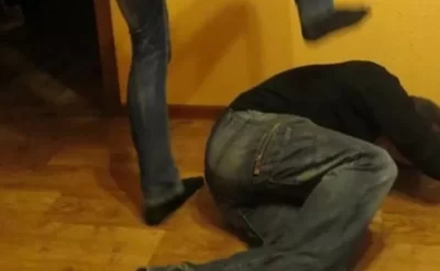 Bakıda oğlan işləmədiyinə görə ona irad bildirən