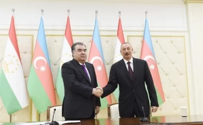 İlham Əliyev Tacikistan Prezidentini təbrik etdi