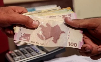 Azərbaycanda maaşlar artdı