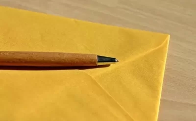 Evli cütlük məktub yazıb, sirli şəkildə