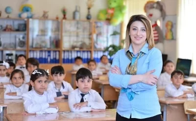 Azərbaycanda 44 min müəllim süni