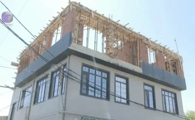 Bakıda təhlükəli tikinti: Sakinlər hər gün ölümlə üz-üzə qalırlar -