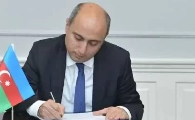 Emin Əmrullayev dərslərlə bağlı