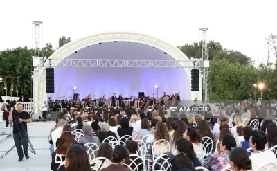 Üzeyir Hacıbəyli XVIII Beynəlxalq Musiqi Festivalının açılışı oldu – FOTOLAR