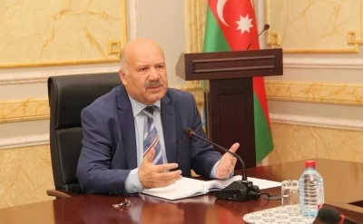 Ay nazirlər, hünəriniz çatırsa, o camaatın qarşısına özünüz çıxın!