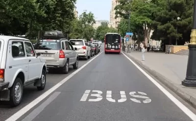 Bu küçələrdə də xüsusi hərəkət zolaqları təşkil edildi