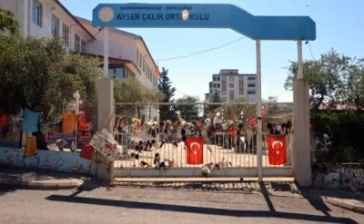 TƏCİLİ! Məktəbə silahlı hücum edildi - Yaralılar var -