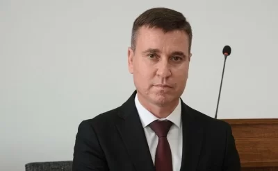 Yeni təhsil naziri Ovni Muradov KİMDİR... -