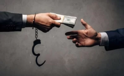 Azərbaycanda korrupsiya ilə bağlı məlumat verən şəxslər həvəsləndiriləcək