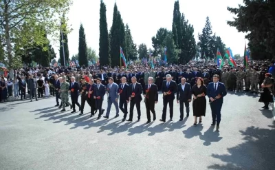 Gəncədə Anım Günü ilə bağlı ümumşəhər tədbiri keçirildi - FOTO