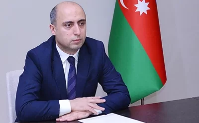 Nazir jurnalistə irad bildirdi: “Sualı elə verin ki...” - VİDEO
