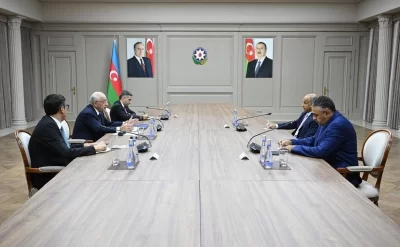 Əli Əsədov Beynəlxalq Üzgüçülük Federasiyasının prezidenti ilə görüşdü