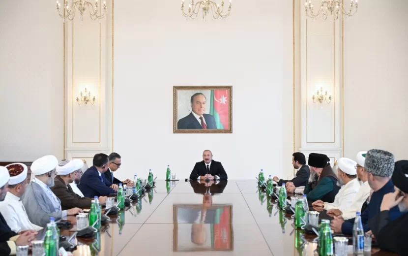 Prezident beynəlxalq konfransların iştirakçılarını qəbul etdi –