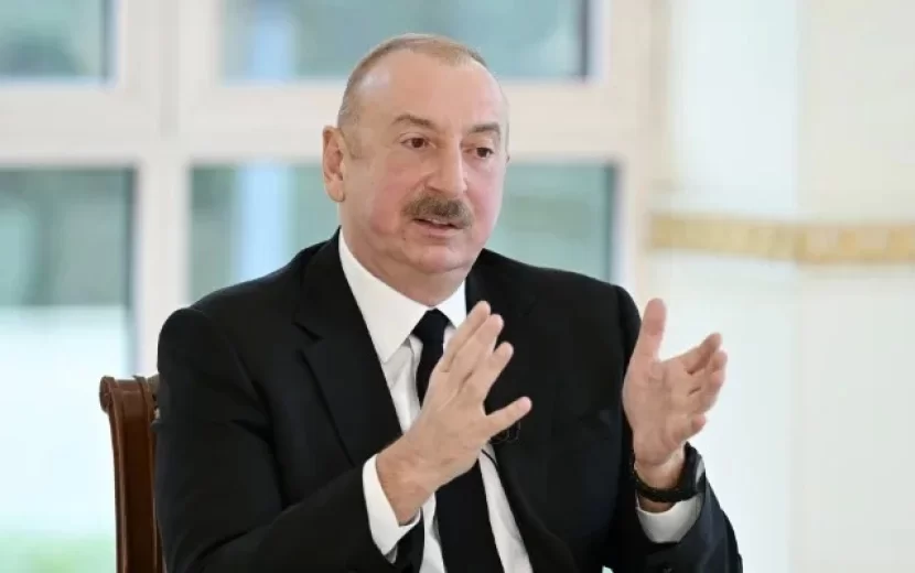 İlham Əliyev konfrans iştirakçılarına