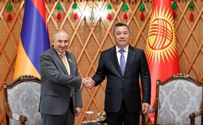 Paşinyan Japarovla bu məsələləri müzakirə etdi
