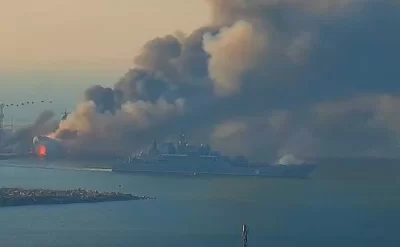 Rusiya Ukrayna gəmisini vurdu