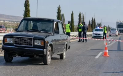 Tovuzda avtomobil piyadanı