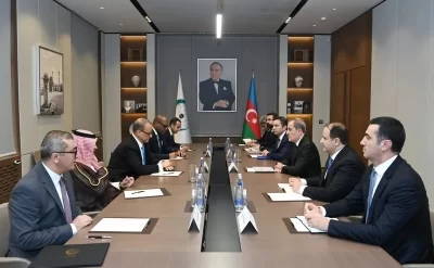Azərbaycan və İƏT Bakıda keçiriləcək sammitə hazırlığı müzakirə etdi