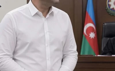 Özünü generalın adamı kimi təqdim edən