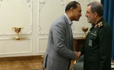 Mustafayevlə soyuq görüşən general pakistanlı naziri öpmədi –