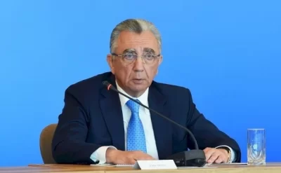Eldar Əzizov onu