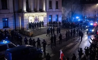Tribunal ələ keçirildi, prezident təcili çağırış etdi –