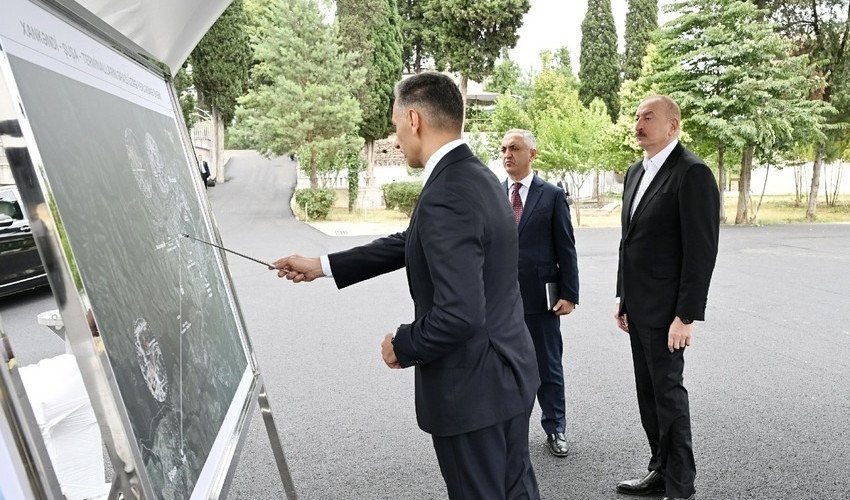 İlham Əliyev Xankəndi-Şuşa kanat yolunun inşası üçün seçilmiş əraziyə baxıb 