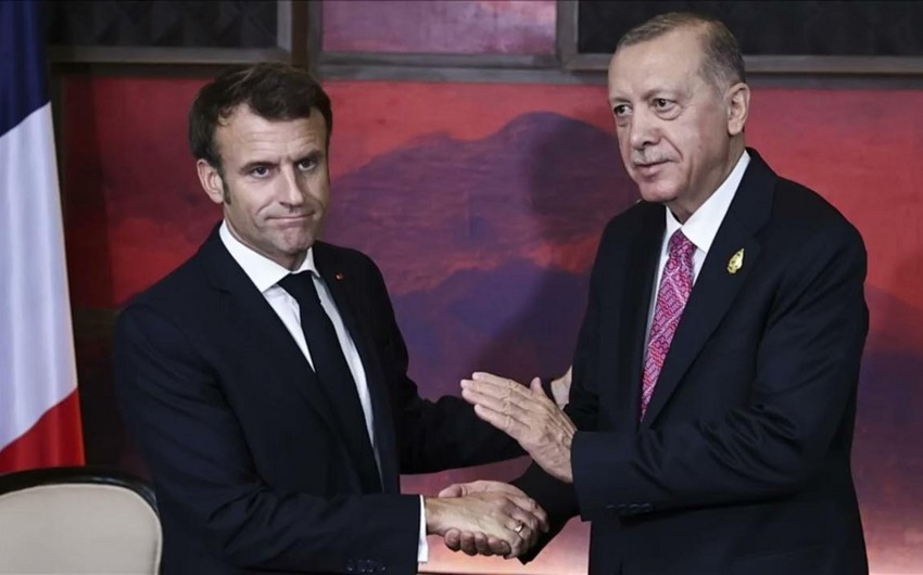 Makron və Ərdoğan arasında telefon danışığı: nələr müzakirə olundu?