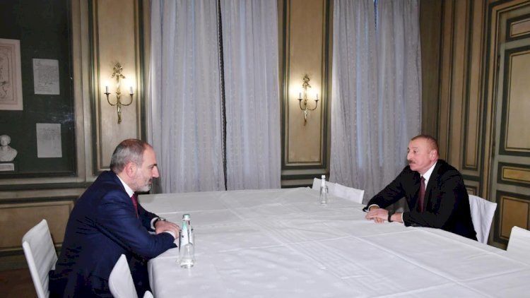 İlham Əliyevin Nikol Paşinyanla görüşü başladı