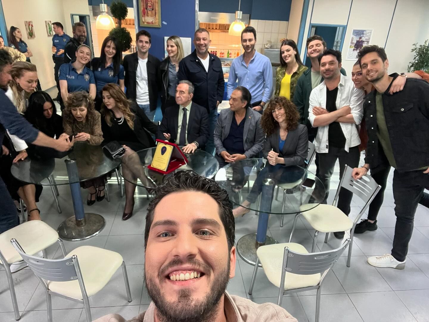 19 il sonra “Arka sokaklar”a vida etdi – FOTO