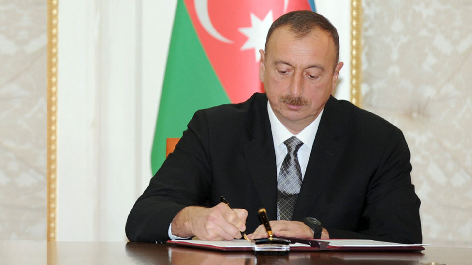 İlham Əliyev Sərəncam İMZALADI