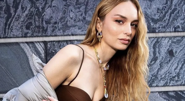 Məşhur aktrisaya ağır itki – FOTO