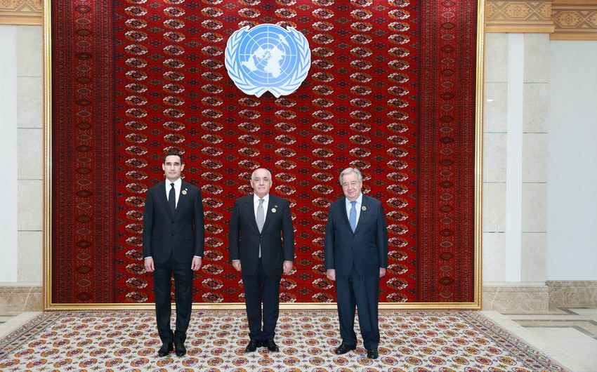 Əli Əsədov Sərdar Berdiməhəmmədovla görüşdü